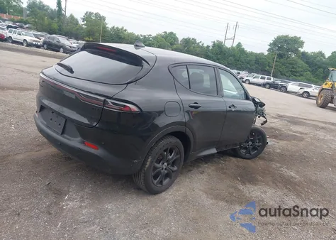 2024 Dodge Hornet Gt Awd из США, поврежденный, VIN ZACNDFANXR3A35926